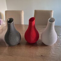 design vase "shizu" – minimalistische rillenoptik (wasserdicht)